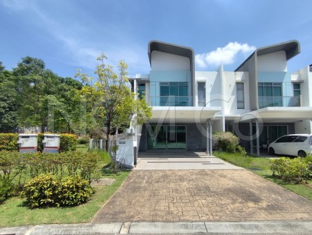 Terrace House for Auction