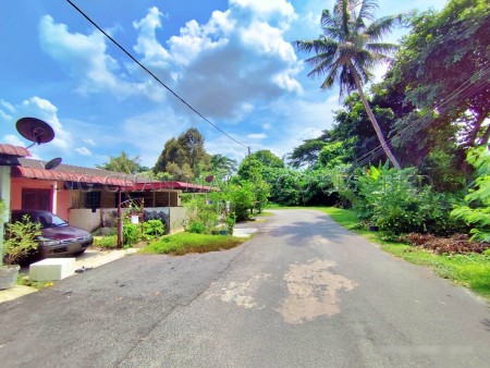 Terrace House for Auction
