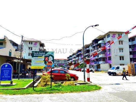 Apartment for Auction