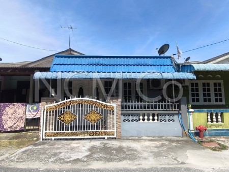 Terrace House For Auction at Taman Desa Jaya