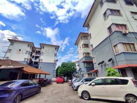 Apartment for Auction