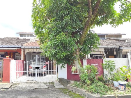 Terrace House for Auction
