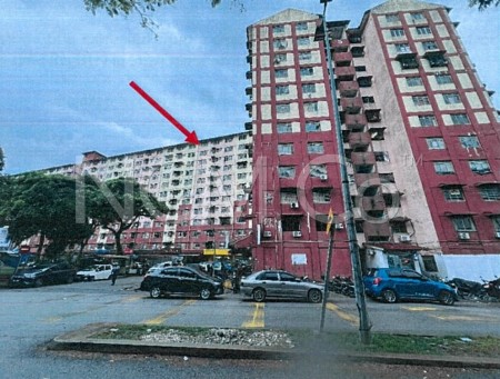 Apartment For Auction at Desa Mentari