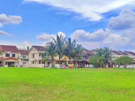 Terrace House for Auction