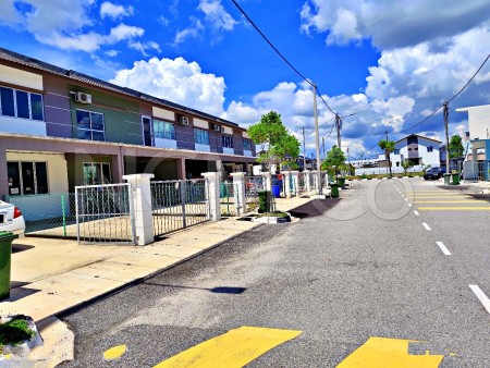 Terrace House for Auction