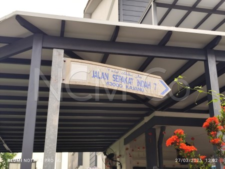 Terrace House for Auction