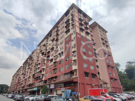 Apartment For Auction at Pangsapuri Desa Lembah Permai