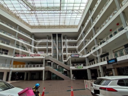 Shop For Auction at Danau Kota