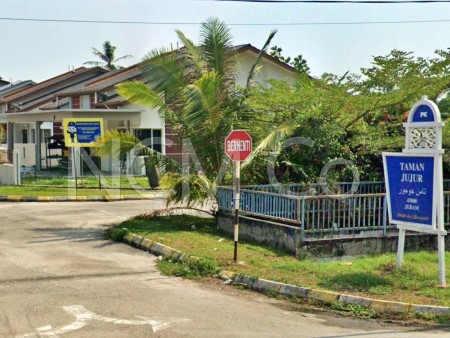 Semi D For Auction at Jeram