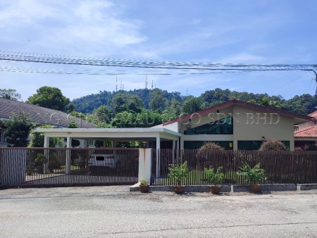 Bungalow House for Auction