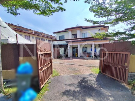 Terrace House For Auction at Section 8