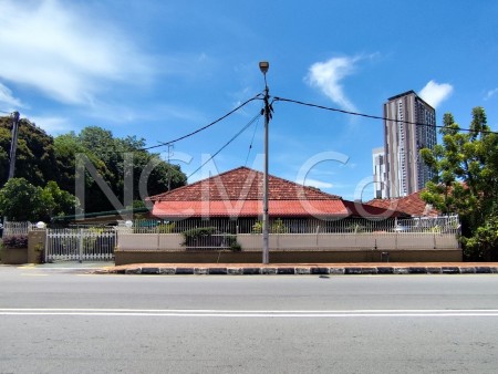 Bungalow House For Auction at Kampung Durian Daun