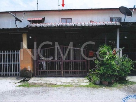 Terrace House For Auction at Tongkang Pechah
