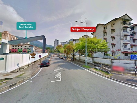 Apartment For Auction at Villa Condo