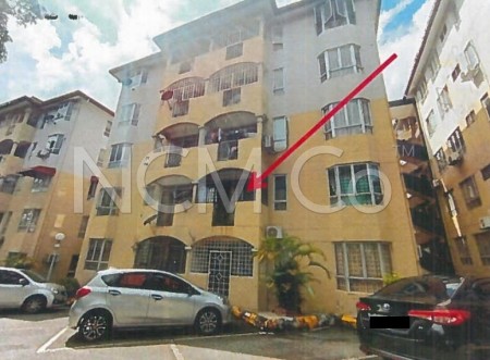 Apartment For Auction at Cemara Apartment
