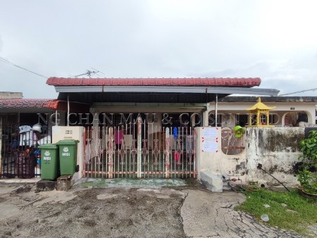 Terrace House For Auction at Taman Desa Aman