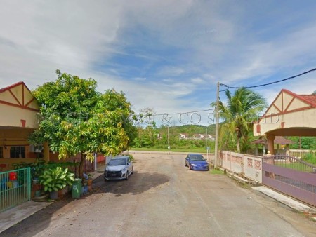 Terrace House For Auction at Kuantan