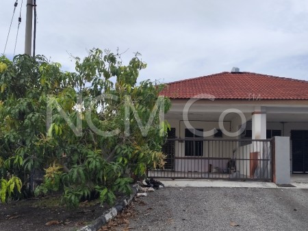 Semi D For Auction at SP Heights