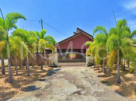 Bungalow House For Auction at Kota Bharu