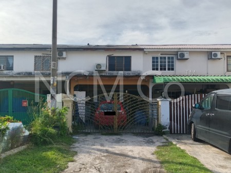 Terrace House For Auction at Taman Jelok Ria