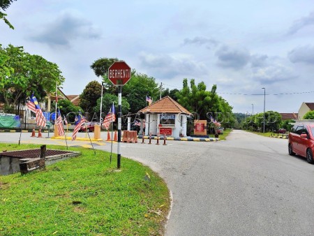 Terrace House for Auction