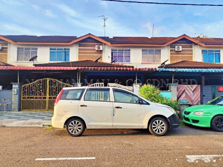 Terrace House For Auction at Taman Scientex