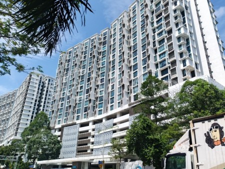 SOHO For Auction at H2O Residences