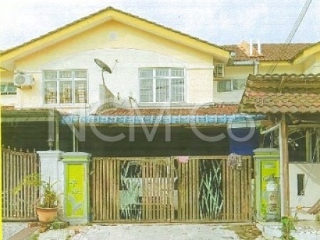 Terrace House For Auction at Taman Nusantara