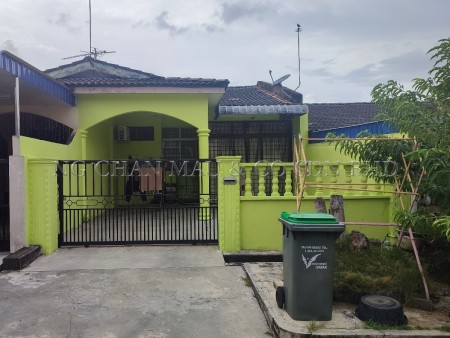 Terrace House for Auction