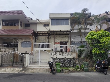 Terrace House For Auction at Taman Pertama