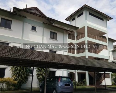 Apartment For Auction at Cyber Heights Villa