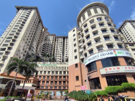 Condo For Auction at Casa Tropicana