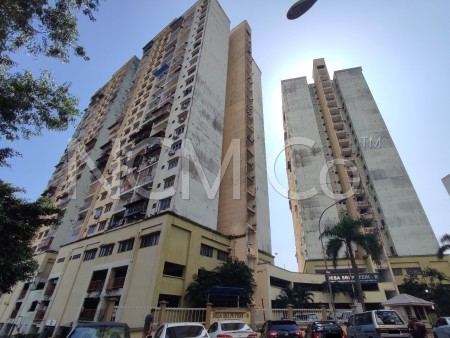 Apartment For Auction at Desa Sri Puteri Apartment