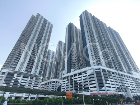 Serviced Residence For Auction at Razak City Residences