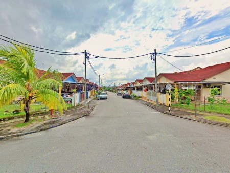 Terrace House for Auction