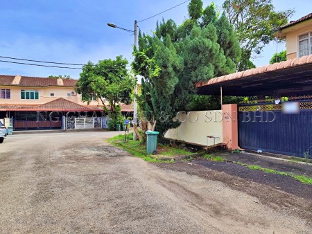 Terrace House for Auction