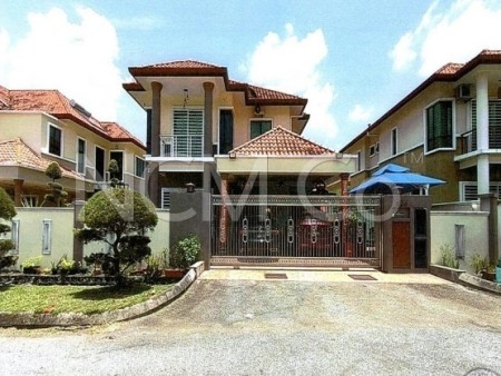 Semi D For Auction at Park Avenue