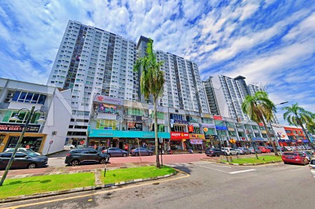 Apartment For Auction at Symphony Park