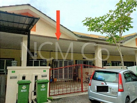 Terrace House For Auction at Chemor