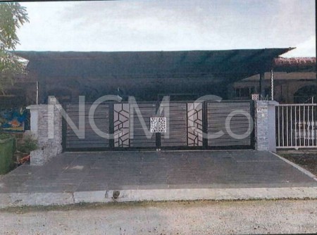 Terrace House For Auction at Medan Klebang Restu