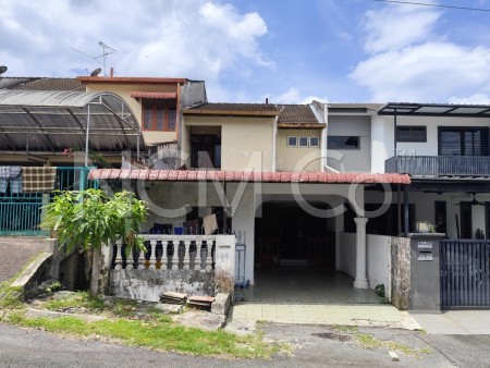 Terrace House For Auction at Taman Lake View