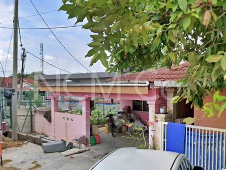 Terrace House For Auction at Taman Seri Hilir
