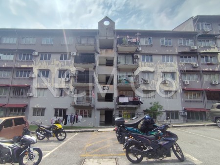 Apartment For Auction at Putra Permai Type C