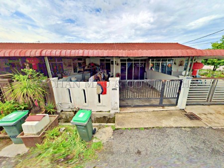 Terrace House For Auction at Taman Bersatu
