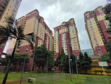 Apartment For Auction at Mentari Court 1
