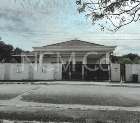 Bungalow House For Auction at Gerbang Meru Indah