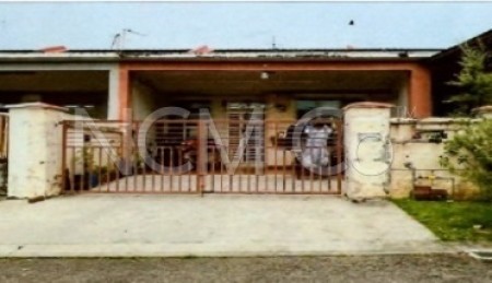 Terrace House For Auction at Taman Bestari Indah