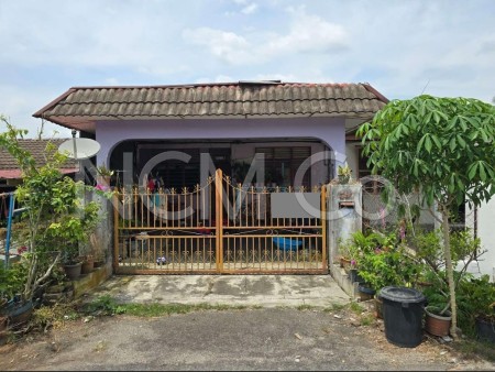 Terrace House For Auction at Batu Gajah