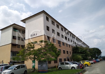 Apartment For Auction at Pangsapuri Rebana