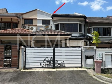 Terrace House For Auction at D'shire 61